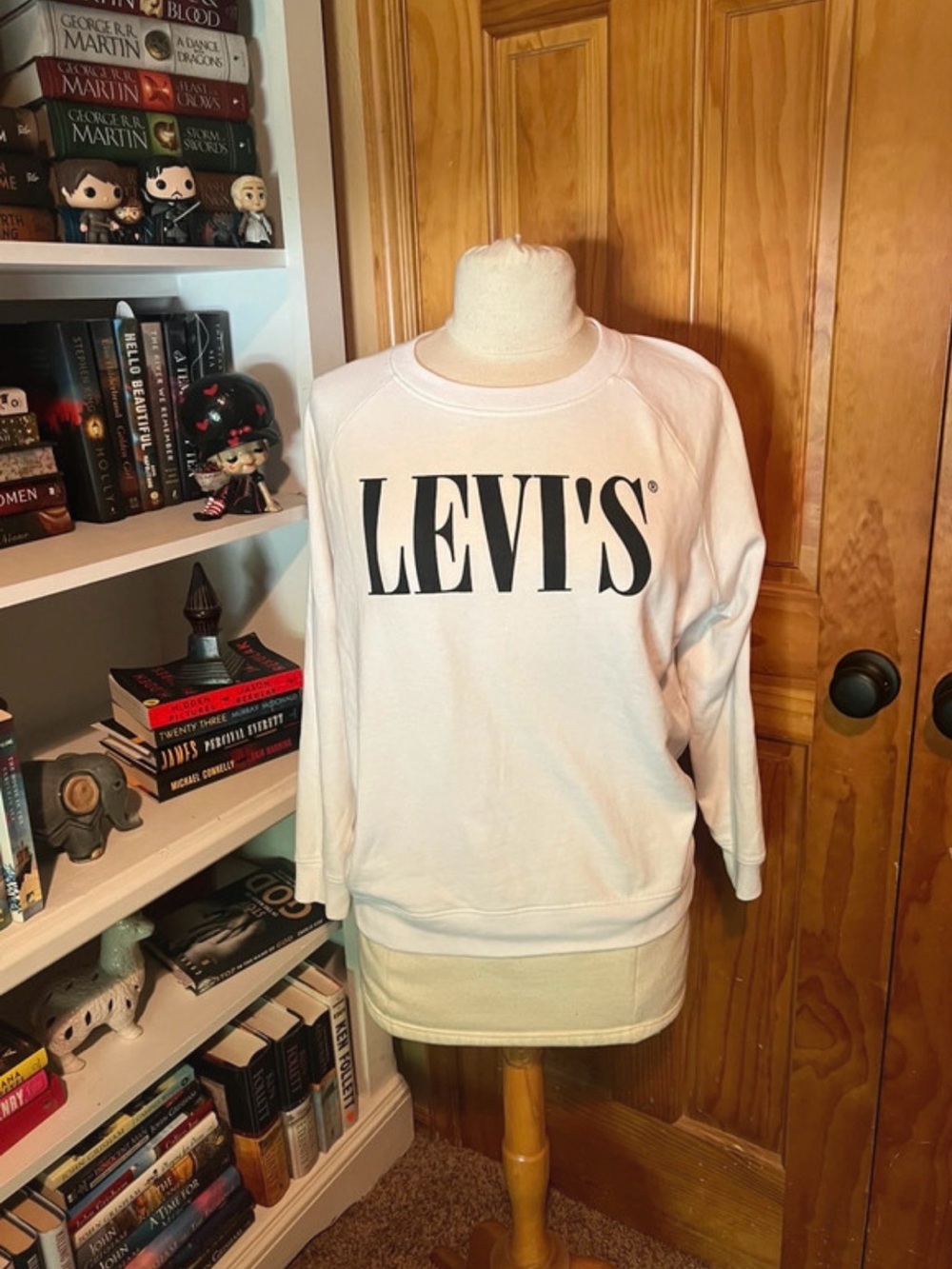 Levi's White Crewneck Sweatshirt with Black Logo